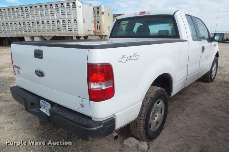 image for item DA7622 2005 Ford F150 SuperCab pickup truck