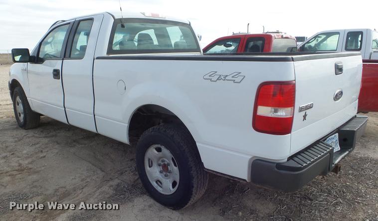 image for item DA7622 2005 Ford F150 SuperCab pickup truck