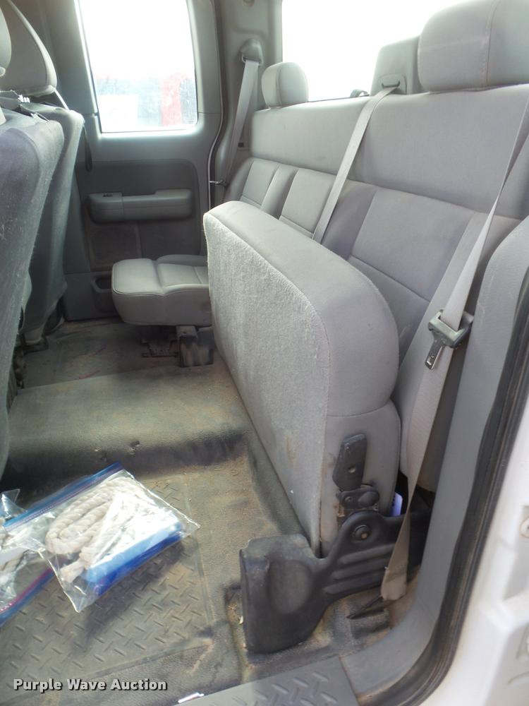 image for item DA7622 2005 Ford F150 SuperCab pickup truck