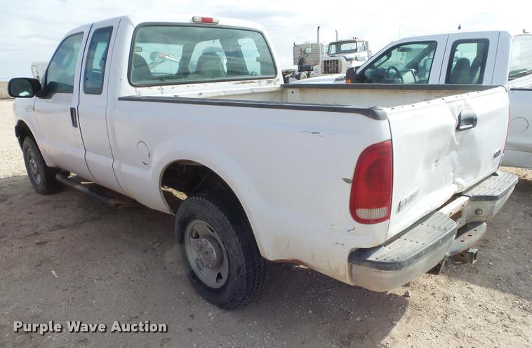 image for item DA7624 2006 Ford F250 Super Duty SuperCab pickup truck