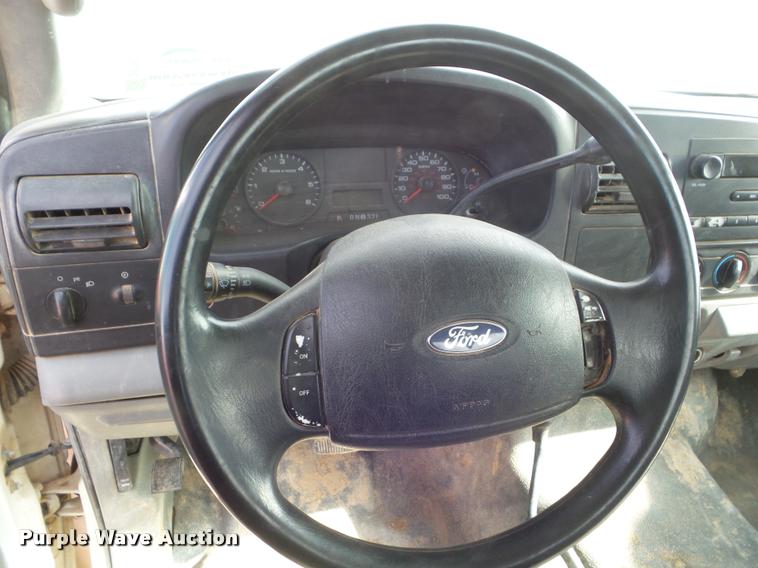 image for item DA7624 2006 Ford F250 Super Duty SuperCab pickup truck