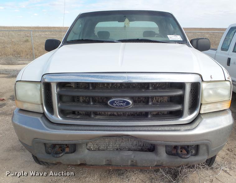 image for item DA7626 2004 Ford F250 Super Duty SuperCab pickup truck