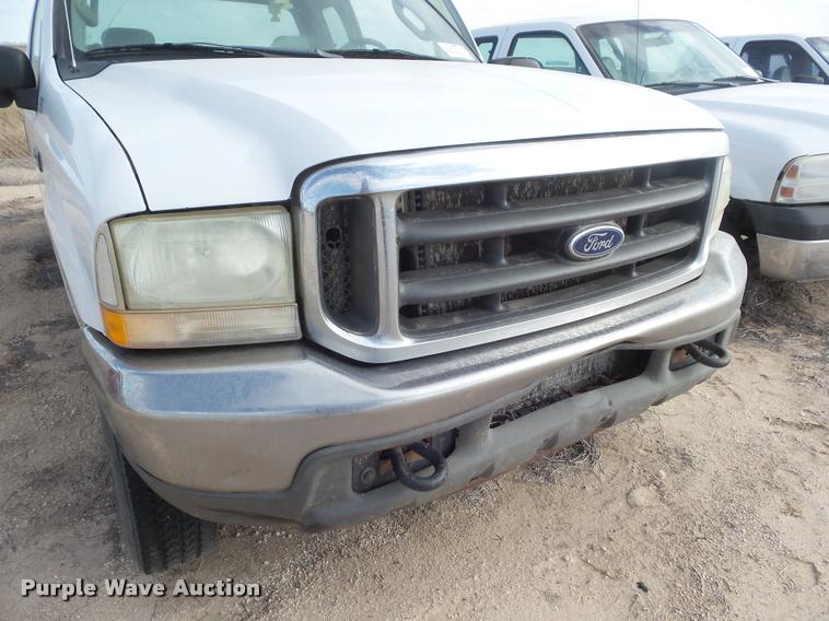 image for item DA7626 2004 Ford F250 Super Duty SuperCab pickup truck
