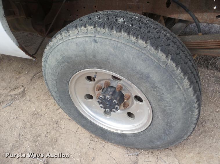 image for item DA7626 2004 Ford F250 Super Duty SuperCab pickup truck