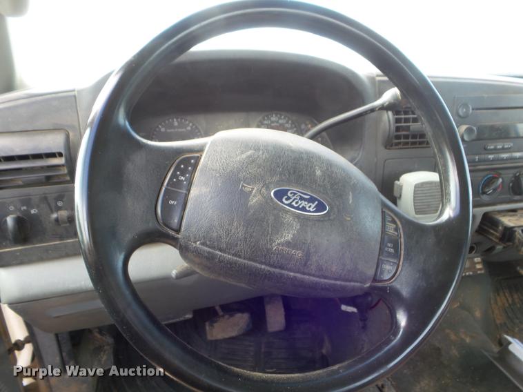 image for item DA7629 2005 Ford F250 Super Duty SuperCab pickup truck