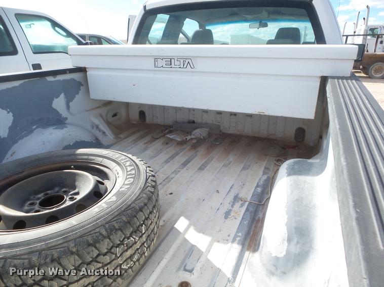 image for item DA7631 2005 Ford F150 SuperCab pickup truck