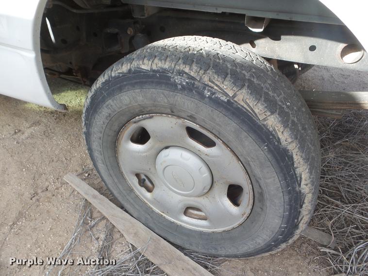 image for item DA7631 2005 Ford F150 SuperCab pickup truck