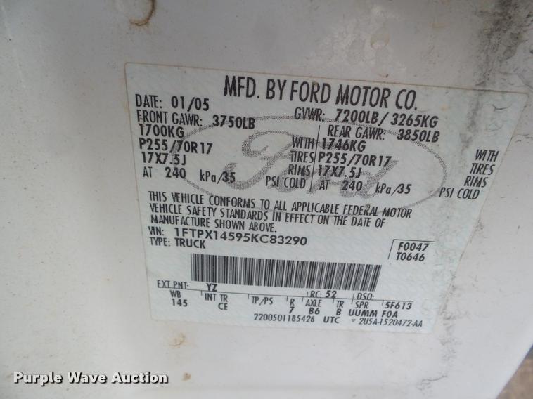 image for item DA7631 2005 Ford F150 SuperCab pickup truck