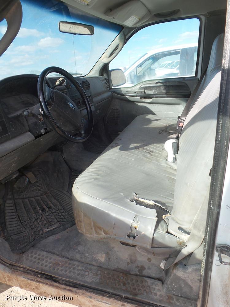 image for item DA7632 2006 Ford F250 Super Duty SuperCab pickup truck