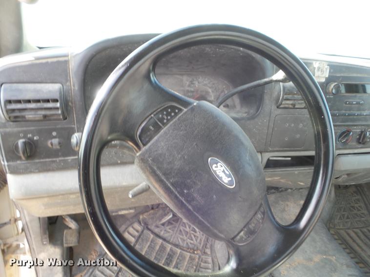 image for item DA7632 2006 Ford F250 Super Duty SuperCab pickup truck