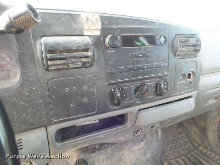 image for item DA7632 2006 Ford F250 Super Duty SuperCab pickup truck