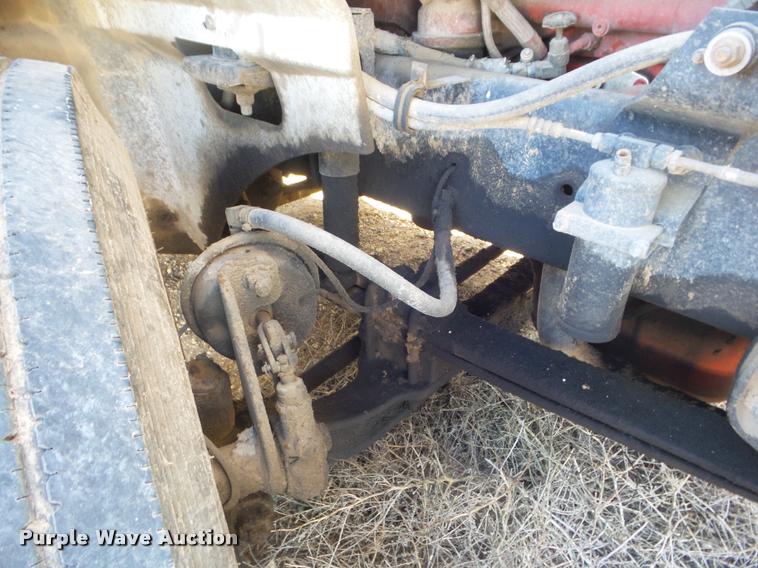 image for item DA7641 2005 International 9200i semi truck