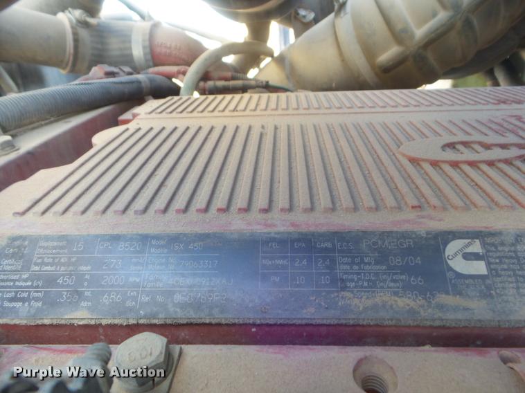 image for item DA7641 2005 International 9200i semi truck