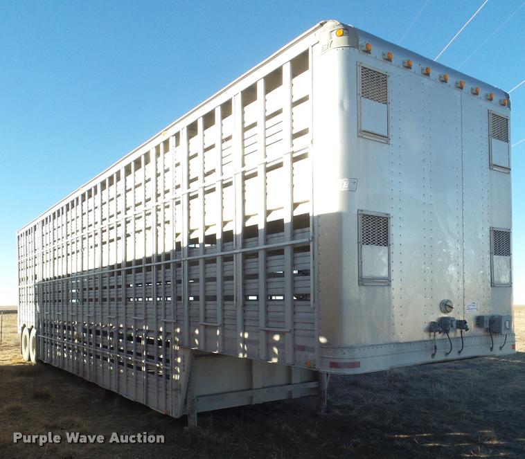 image for item DA7646 1996 Eby livestock trailer