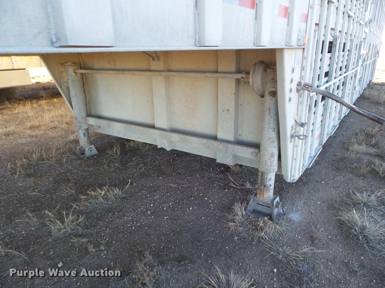 image for item DA7646 1996 Eby livestock trailer