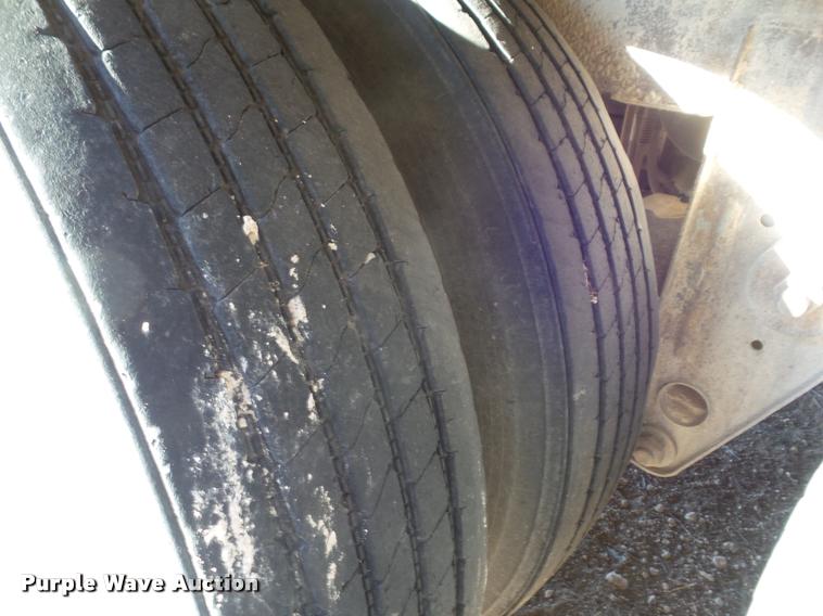 image for item DA7646 1996 Eby livestock trailer