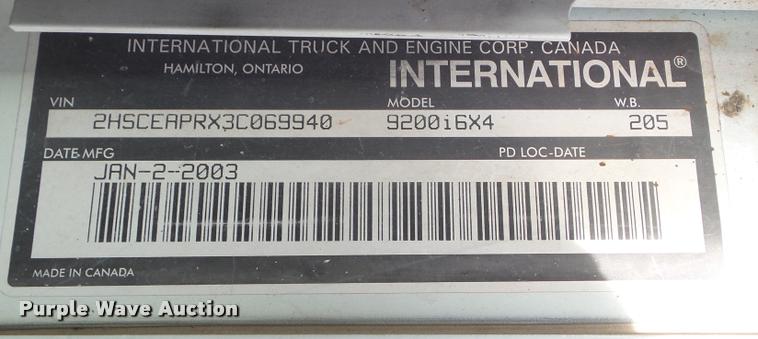 image for item DA7657 2003 International 9200i semi truck