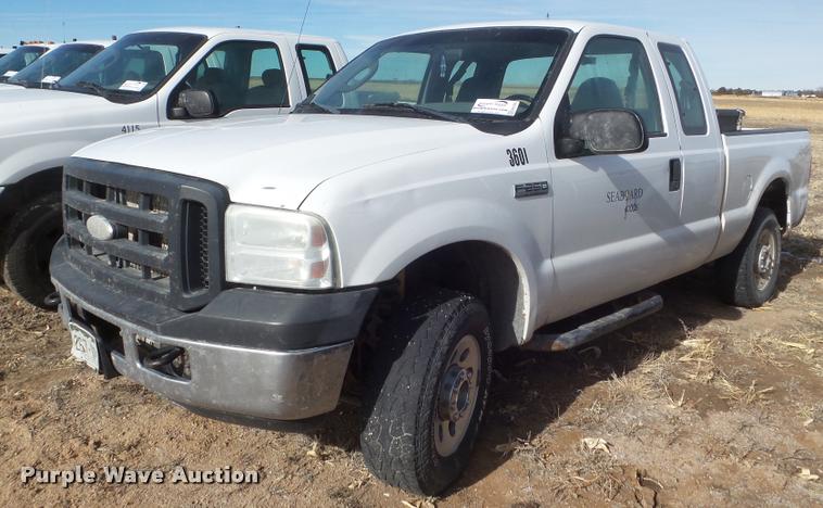 image for item DA7659 2007 Ford F250 Super Duty SuperCab pickup truck