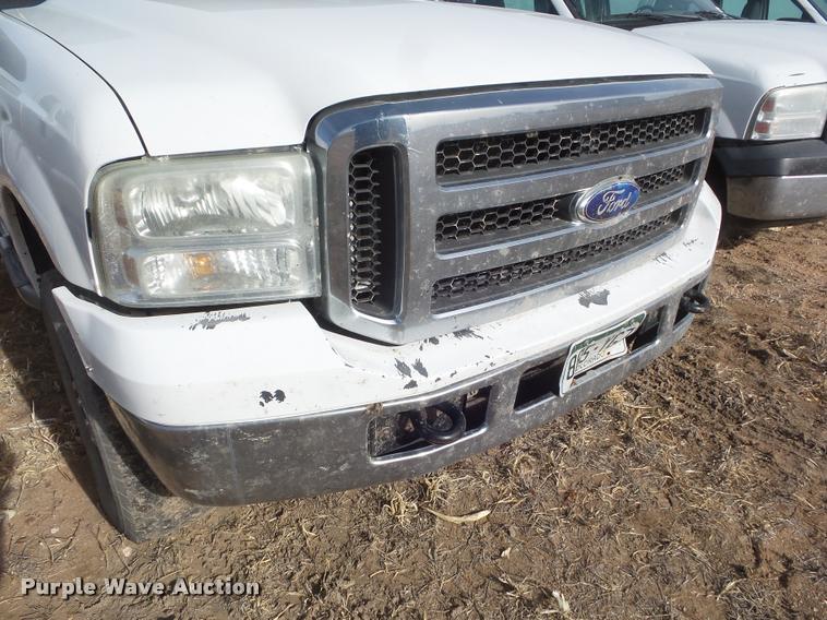 image for item DA7660 2005 Ford F250 Super Duty SuperCab pickup truck