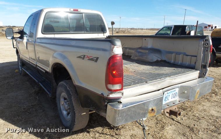 image for item DB1878 1999 Ford F250 SuperCab pickup truck