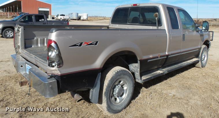 image for item DB1878 1999 Ford F250 SuperCab pickup truck