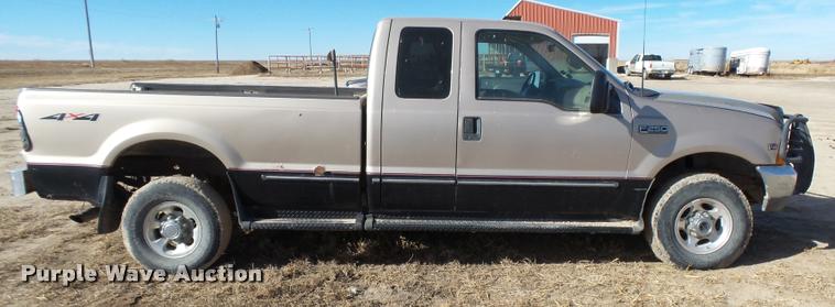 image for item DB1878 1999 Ford F250 SuperCab pickup truck