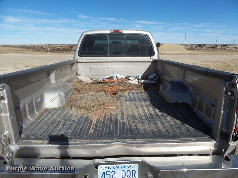 image for item DB1878 1999 Ford F250 SuperCab pickup truck