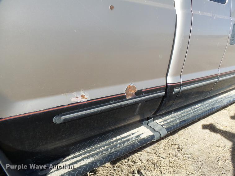 image for item DB1878 1999 Ford F250 SuperCab pickup truck