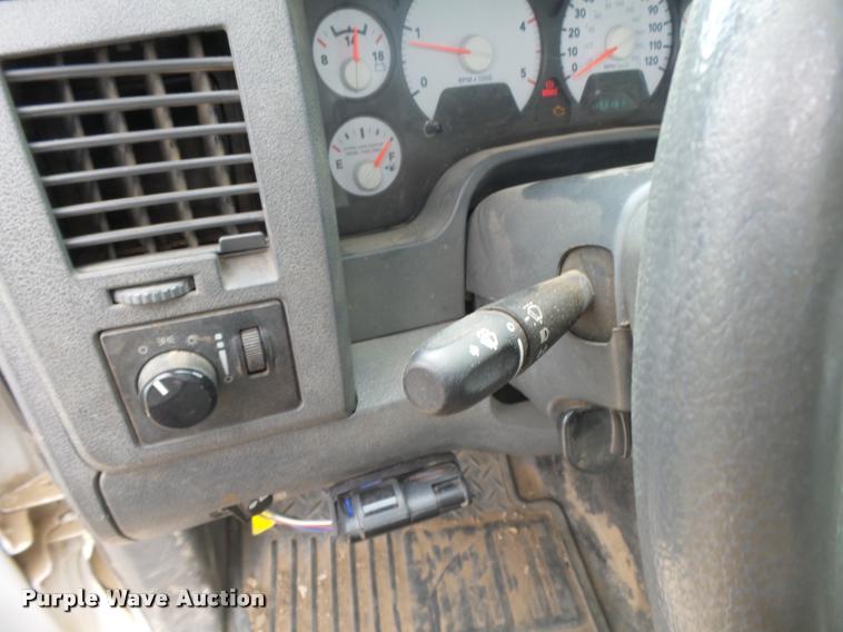 image for item DB1879 2007 Dodge Ram 3500HD flatbed pickup truck