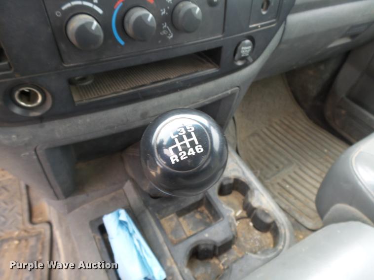 image for item DB1879 2007 Dodge Ram 3500HD flatbed pickup truck