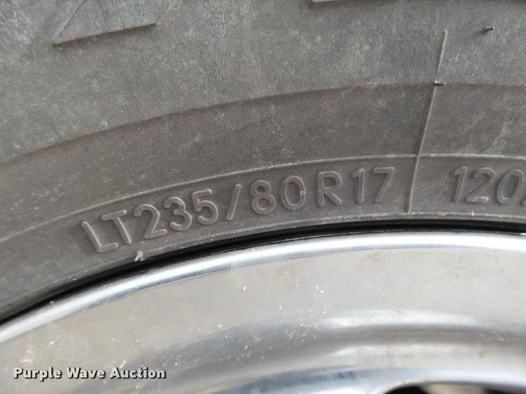 image for item DB1879 2007 Dodge Ram 3500HD flatbed pickup truck