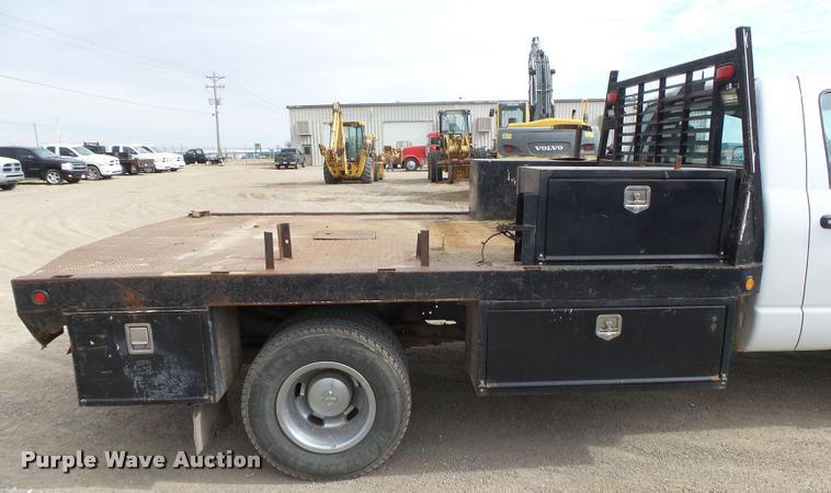 image for item DB1879 2007 Dodge Ram 3500HD flatbed pickup truck