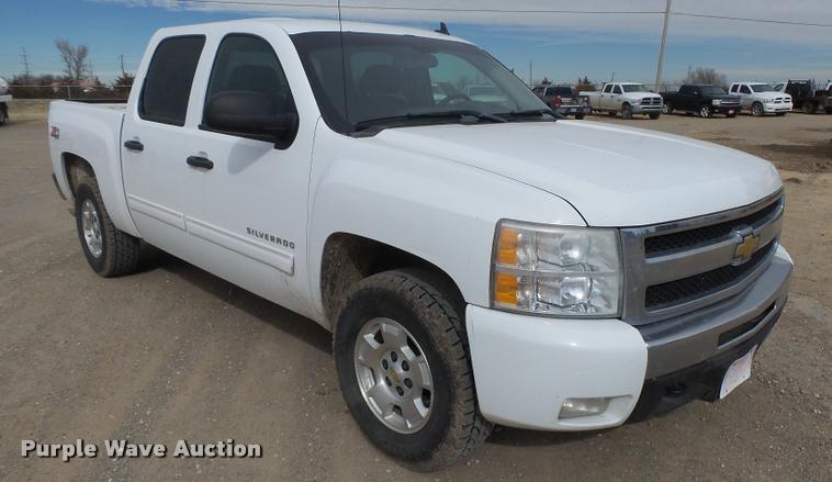 image for item DB1897 2011 Chevrolet Silverado 1500 Z71 Crew Cab pickup truck