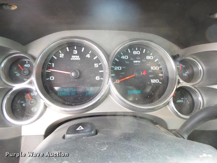 image for item DB1897 2011 Chevrolet Silverado 1500 Z71 Crew Cab pickup truck