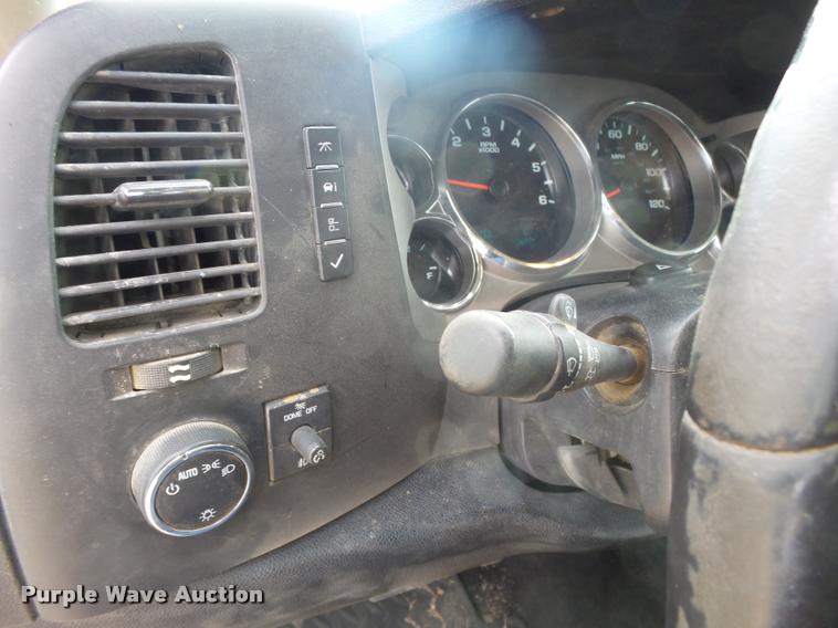 image for item DB1897 2011 Chevrolet Silverado 1500 Z71 Crew Cab pickup truck