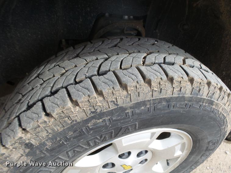 image for item DB1897 2011 Chevrolet Silverado 1500 Z71 Crew Cab pickup truck