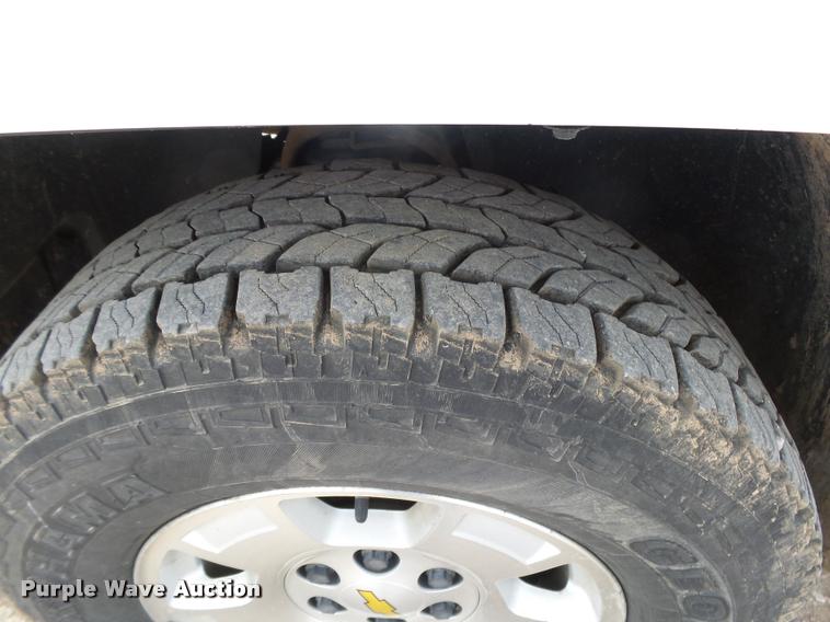 image for item DB1897 2011 Chevrolet Silverado 1500 Z71 Crew Cab pickup truck