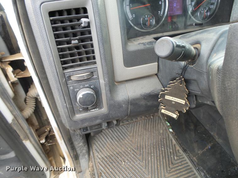 image for item DB1898 2012 Dodge Ram 2500HD Crew Cab pickup truck