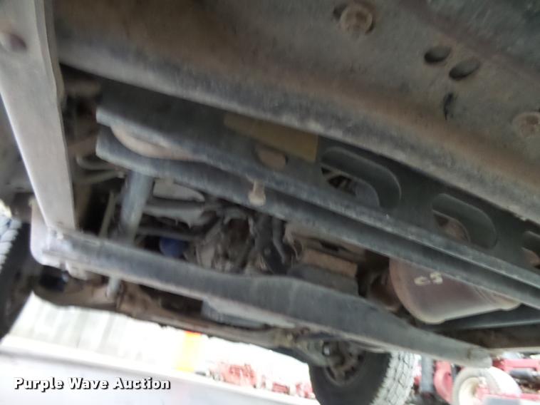 image for item DB1900 2007 Chevrolet Silverado 3500HD flatbed pickup truck