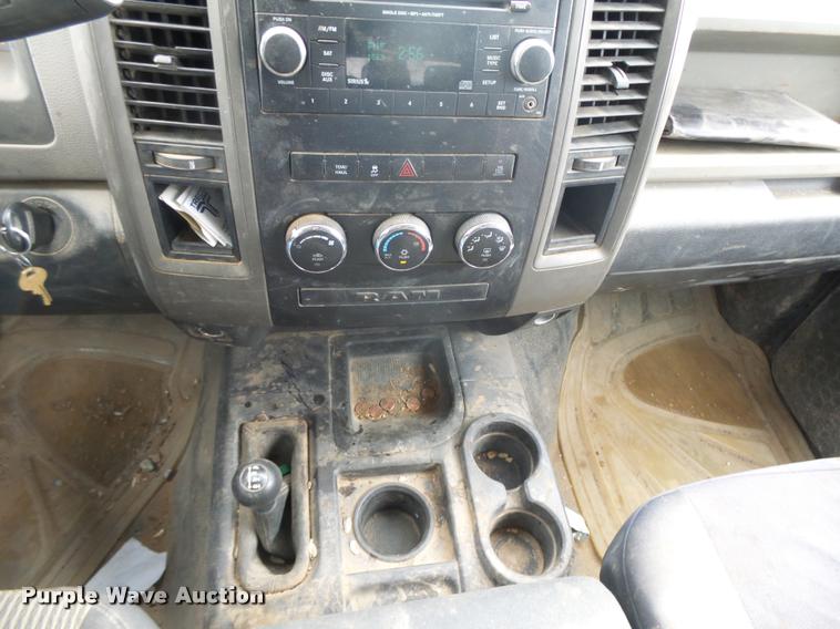 image for item DB1901 2012 Dodge Ram 2500 Crew Cab pickup truck