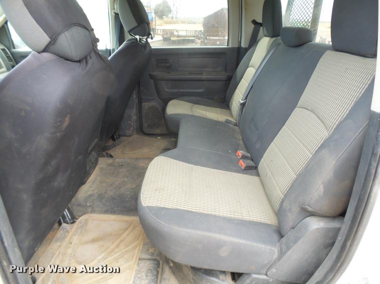 image for item DB1901 2012 Dodge Ram 2500 Crew Cab pickup truck