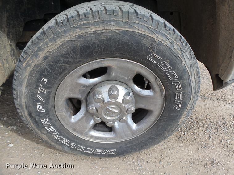 image for item DB1901 2012 Dodge Ram 2500 Crew Cab pickup truck