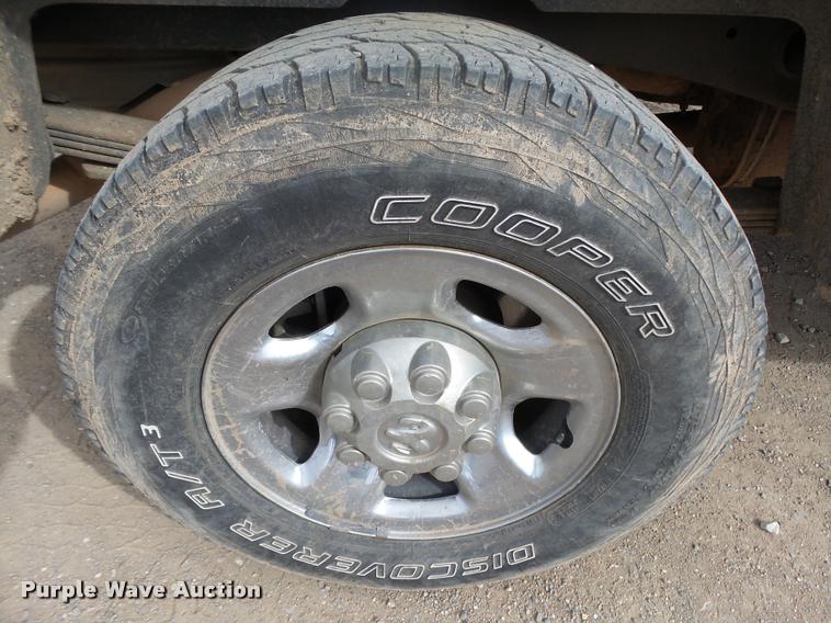 image for item DB1901 2012 Dodge Ram 2500 Crew Cab pickup truck