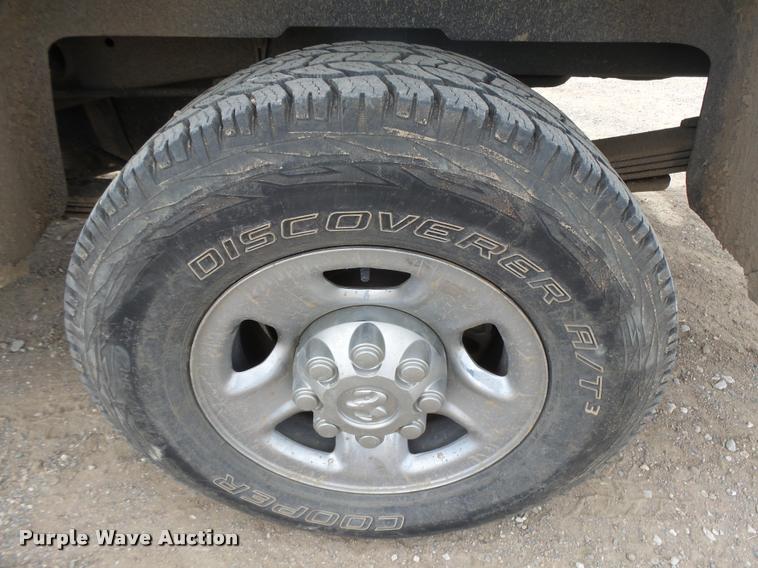 image for item DB1901 2012 Dodge Ram 2500 Crew Cab pickup truck