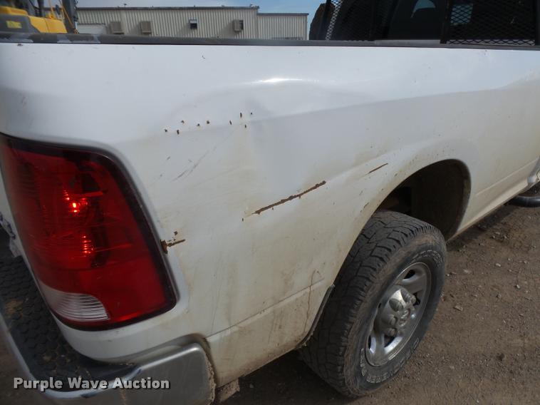 image for item DB1901 2012 Dodge Ram 2500 Crew Cab pickup truck