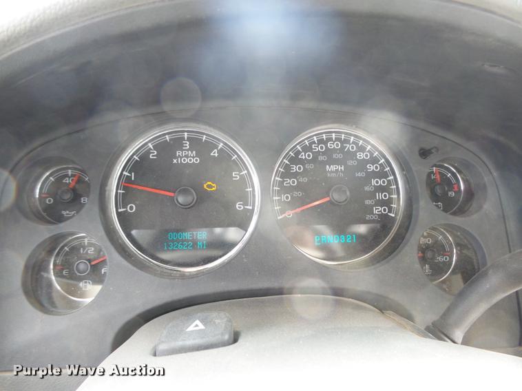 image for item DB1902 2007 Chevrolet Silverado 1500 Z71 Crew Cab pickup truck