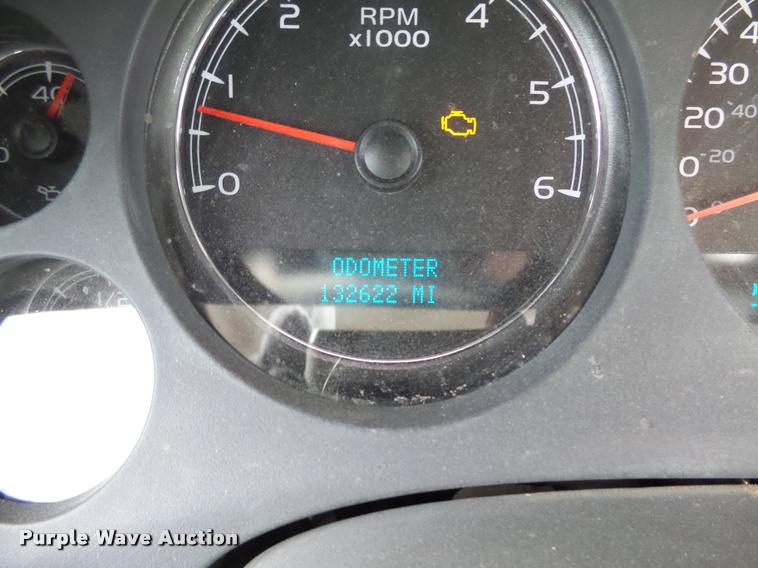 image for item DB1902 2007 Chevrolet Silverado 1500 Z71 Crew Cab pickup truck