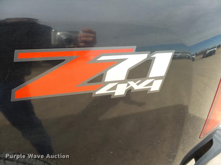 image for item DB1902 2007 Chevrolet Silverado 1500 Z71 Crew Cab pickup truck