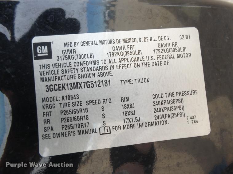 image for item DB1902 2007 Chevrolet Silverado 1500 Z71 Crew Cab pickup truck