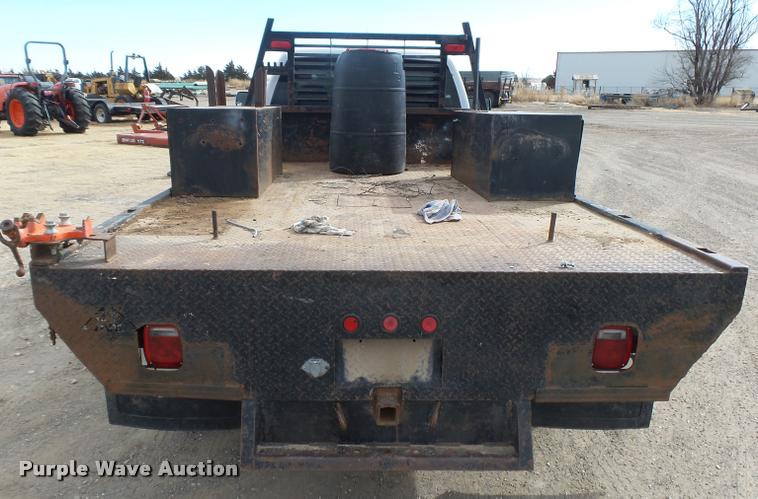 image for item DB1904 2006 Chevrolet Silverado 3500 flatbed pickup truck